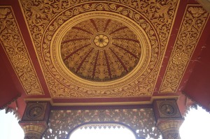 Carving inside the entrance dome